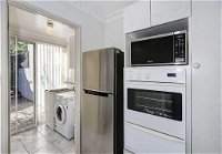 3 Oceans apartments - Scarborough - Accommodation Search