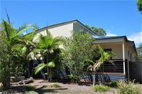 44 Cypress Avenue - Holiday home in a quiet location close to patrolled beach and CBD - Accommodation Brisbane
