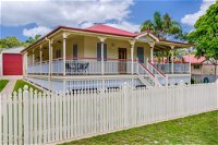 5 Bomburra Court - Rainbow Beach Ticks All The Boxes Pool Shed Fenced Yard Pet Friendly - WA Accommodation