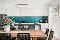A PERFECT STAY - Shore Beats Work - Accommodation Brisbane