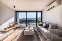 Abbortsford 2 Bed 2 Bath Mountain View Apartment - Accommodation in Brisbane