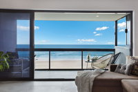Absolute Beach Front Renovated 3 Bdrm 2 Bath App - Accommodation Sunshine Coast
