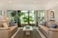 Adelphi Waterfront 2 Bedroom Ground Floor Home - Tourism Hervey Bay