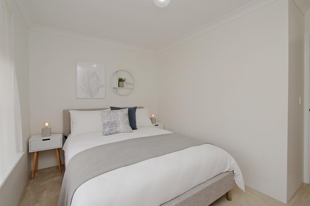 Canning Vale Dc WA Accommodation Broadbeach