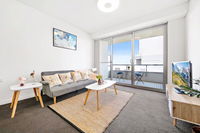 All amenities only downstairs 20 mins to CBD - Accommodation Newcastle