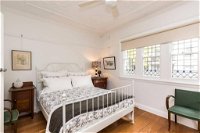 Art Deco 2 Bed Sydney/Darlinghurst Gem - Accommodation Airlie Beach