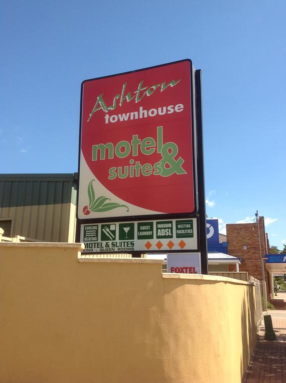 Ashton Motel - thumb 3