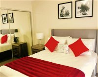 Azzura Greens Private Apartments - Accommodation Airlie Beach