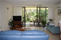 Baden 43 - Rainbow Shores Family Beachside Air conditioned Resort Unit - Accommodation Airlie Beach