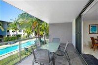 Baden 77 - Rainbow Shores Pools Outdoor Spa Walk to Beach - Accommodation Airlie Beach