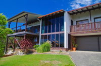 Barrels Beach House 28 Dulconghi Street - Accommodation Cooktown