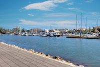 Bayswaterfront Apartments - Accommodation Directory