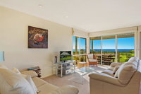 Beach Breakers Apartment - Stunning Views - Accommodation Broken Hill