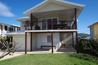 Beach Club 1 5 Gowing Street - Foster Accommodation