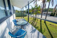 Beach House on James Patterson - Accommodation Airlie Beach