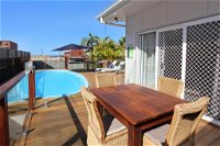 BEACH SHOPS  FABULOUS VACATION HOME - Australia Accommodation