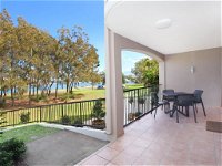 Beachport 14 - 2 BDRM Apt with Canal Views on Parkyn Pde - Accommodation Broken Hill