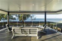 Beachside Bliss in Clifton Beach - Casino Accommodation