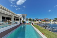 Belle Of Broadbeach - Victoria Tourism