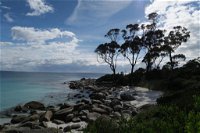Binalong Bay Beach Shack - QLD Tourism