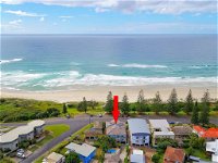 Blue Pacific 2 - Across the road from Pippi Beach - Accommodation Ballina