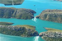 Giant Tides Tour - Cygnet Bay Pearl Farm - QLD Tourism