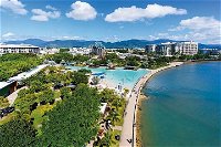 Cairns  Port Douglas All-Inclusive 7 Days Touring Package - Accommodation Mermaid Beach
