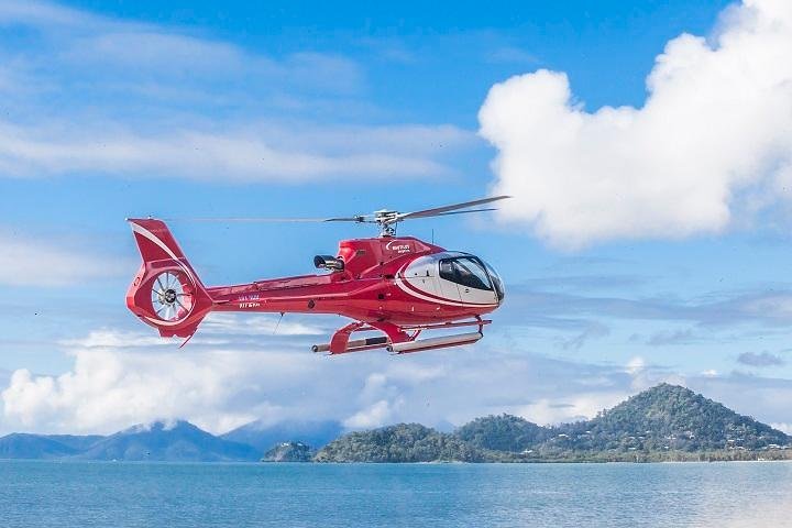 60-Minute Palm Island Scenic Helicopter Flight from Townsville