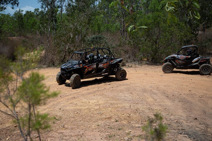 Licence to Thrill offroad tour in Darwin 3 people in a 4 seater vehicle