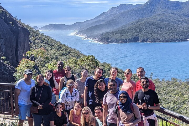 2-Day Tas East Coast Escape Tour including Bay of Fires Wineglass Bay  Devils