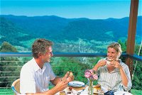 Brisbane Day in the Country Full-Day Small-Group Tour with Lunch - Gold Coast Attractions