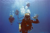 12-Day Great Barrier Reef Marine Conservation Program from Cairns - QLD Tourism