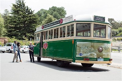 Hobart Half-Day Sightseeing Coach Tram Tour