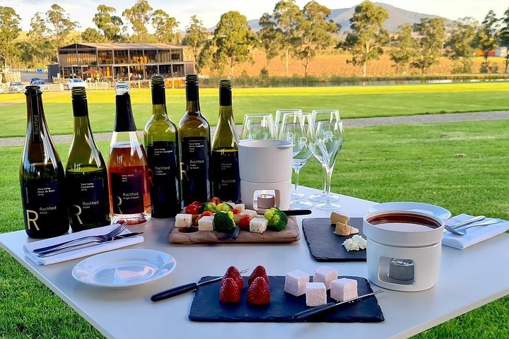 Yarra Valley Premium Tour inc Lunch and Cheese Chocolate Fondue at Rochford
