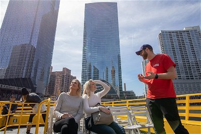 Chicago in a Day: Food, History and Architecture Combo Tour