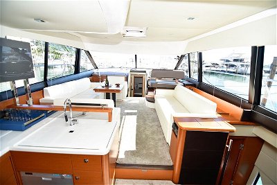 4-Hour Luxury 60ft Yacht Rental in Miami