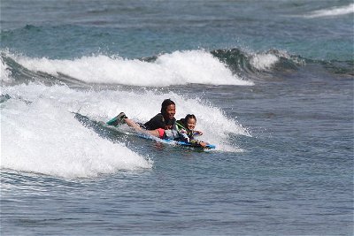 Bodyboarding - Family Lessons - Waikiki, Oahu