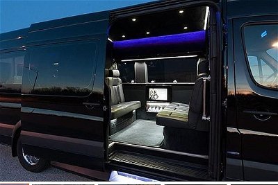 Luxury VIP New York City 4 or 8-Hour Charter via Sprinter, Mini or Coach Bus