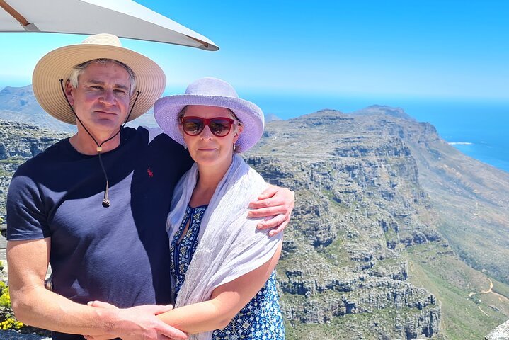 Table Mountain And Robben Island - Luxury Private Tour (Max 3 Persons) - thumb 2