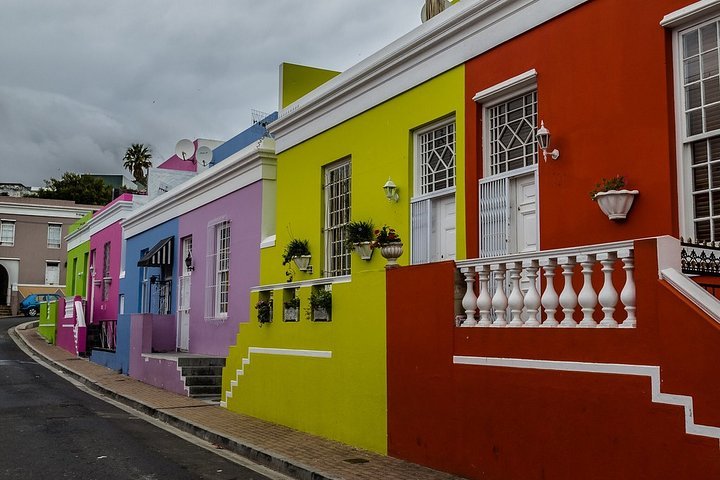 (Cape Town Tour) 3Days -Robben Island Getaway & Table Mountain Car & Wine Taste - thumb 1