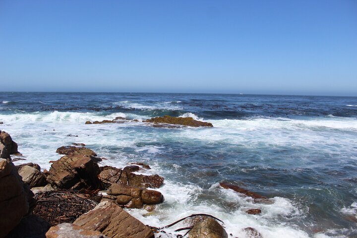 Visit Cape Agulhas Where The Two Oceans Meet F/D Round Trip From Cape Town - thumb 4