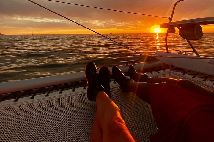 Sunset Champagne Cruise From Cape Town - thumb 5