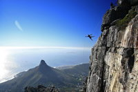 Abseiling Table Mountain - Tourism Africa