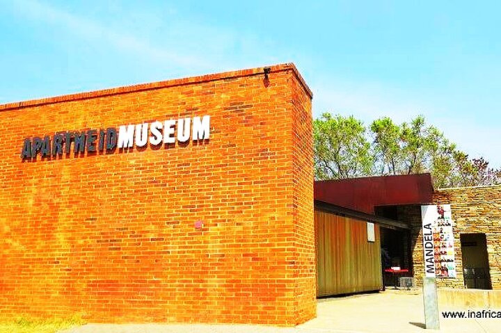 Johannesburg & Apartheid Museum Tour - thumb 1