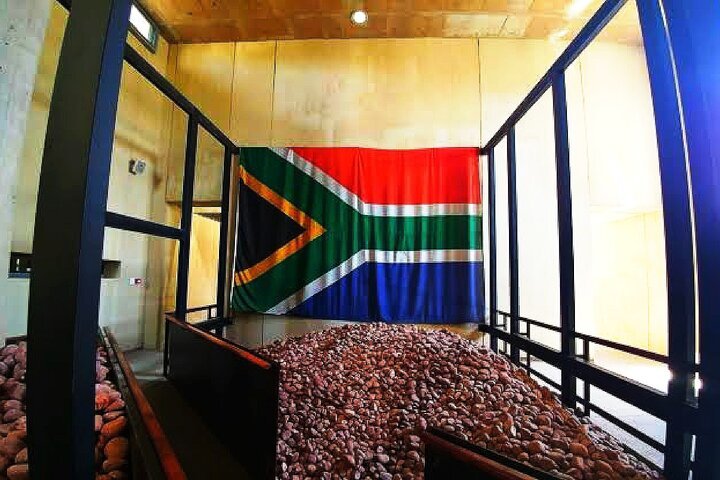 Johannesburg & Apartheid Museum Tour - thumb 2