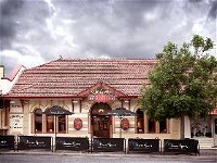Wanera Wine Bar and Restaurant