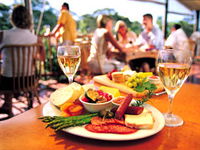 Eldredge Vineyards And Restaurant - Winery Find