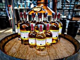 William McHenry and Sons Distillery - Winery Find