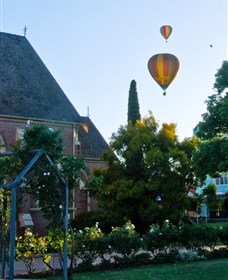 Balloon Aloft - Winery Find