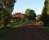Book Hamilton Accommodation Vacations Winery Find Winery Find